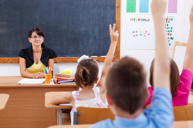 studii universitare educatori invatatori
