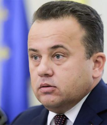 liviu pop ministrul educatiei
