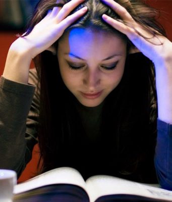 Studenții care au făcut facultatea la stat, obligați să muncescă în România student buget proiect lege lucru